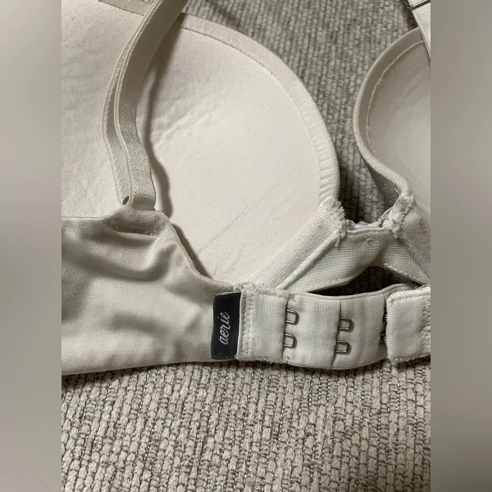 ✨Brooke Aerie White Bra Size 32C